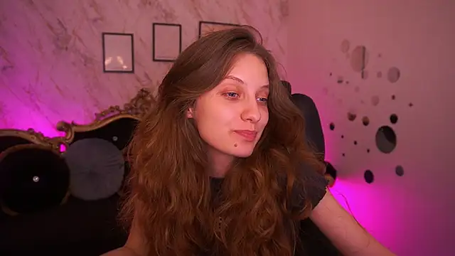 CuteeFoxy webcam