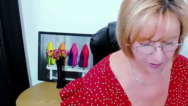 MarieneHot webcam