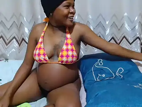 LuxeBabyBump webcam