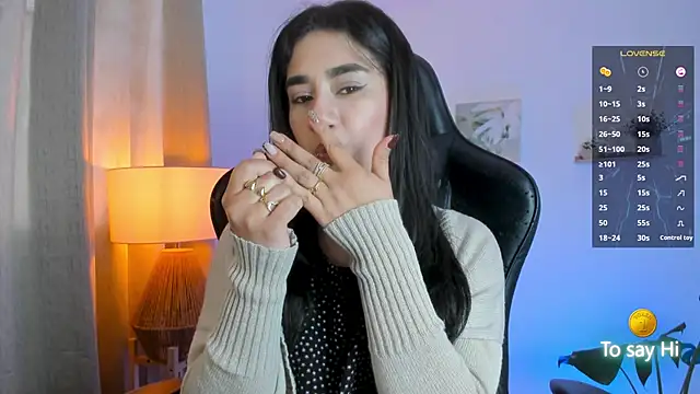 Anya_Volkov webcam