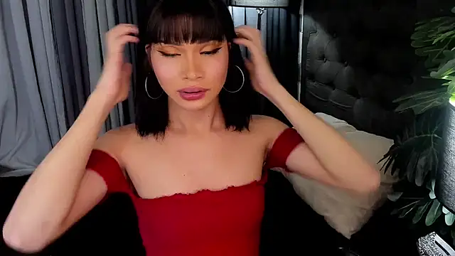 delightfulasianhugecock webcam