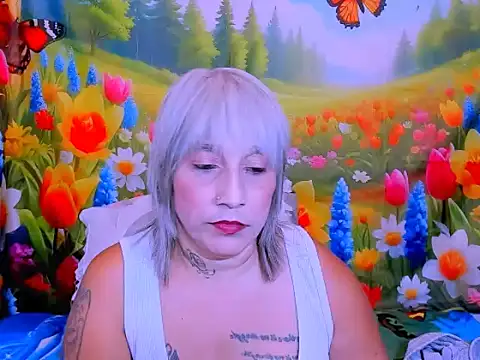 indianroxy webcam