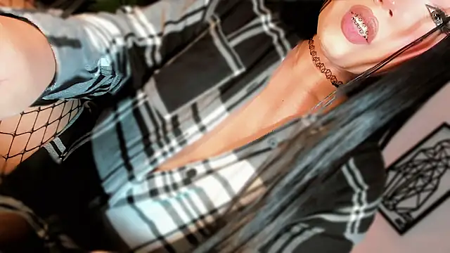 misstreslatin live sex cam