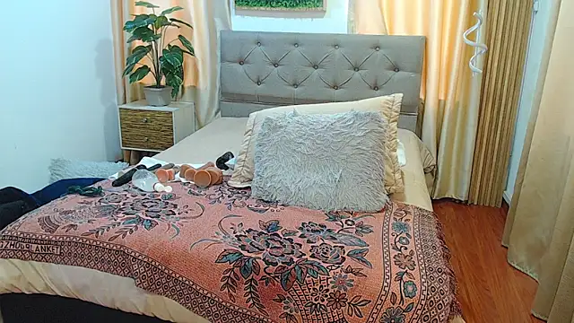 sasi_luna webcam