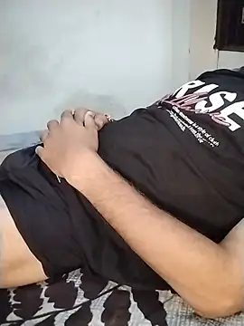 Mr_Hotyy webcam