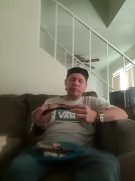 yourMasterisBored webcam