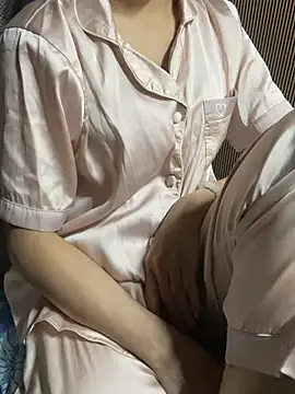 Mina048 webcam