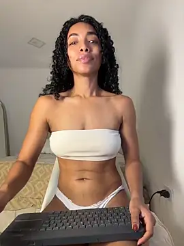 nicoleebony1 webcam