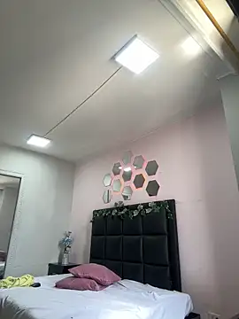 Catalina_Jonex webcam