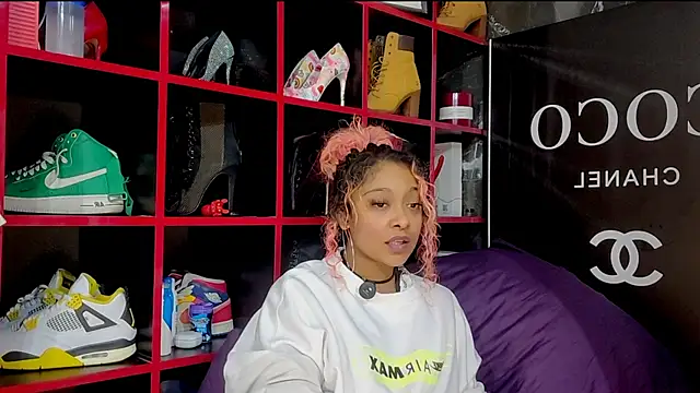 Indianbrownie webcam