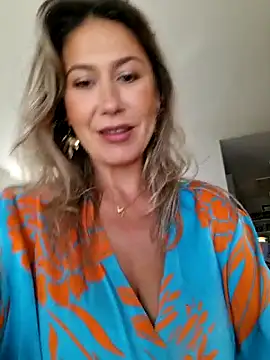 CelynaRoss webcam