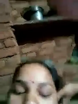 Hot_eras68484 webcam