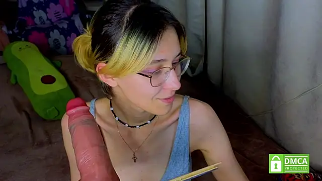 Sharlikiss webcam