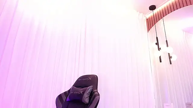 mekari_fox live cam on StripChat