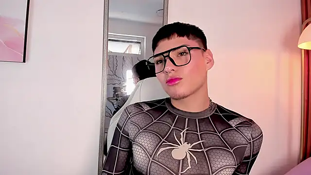 Connor_Kings live cam on StripChat