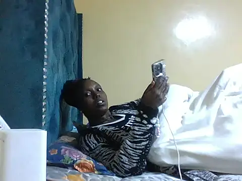 Love_queene live cam on StripChat