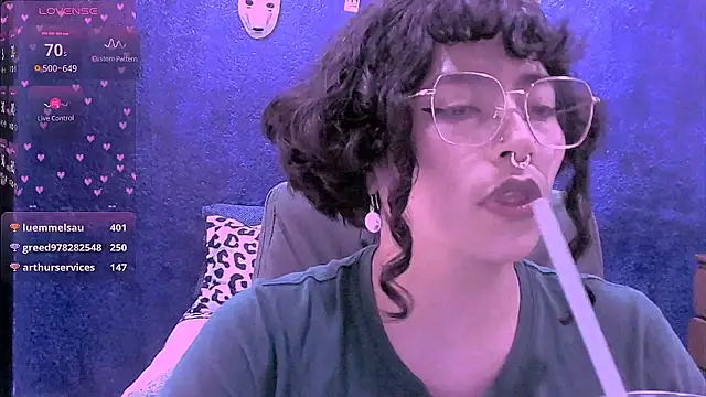 NinaYellow