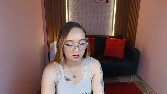 Liaroberts1