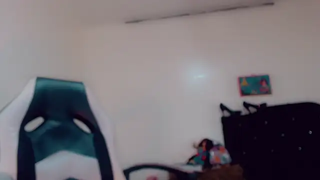 Oriana_braom webcam