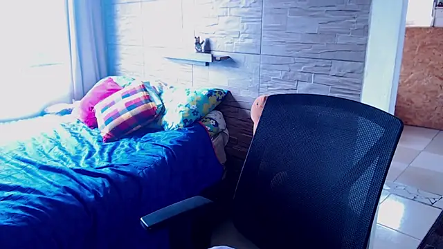 girl_milk2 webcam