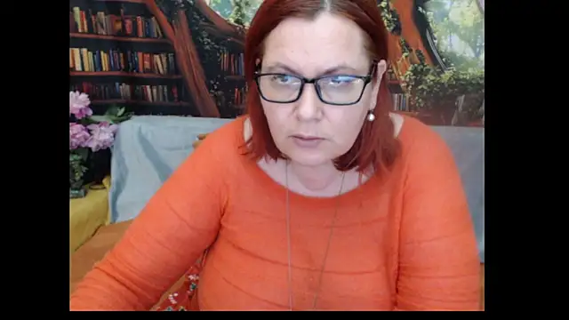 PlayfullMature webcam