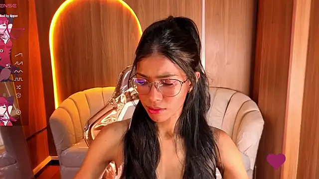 Alina_b_ webcam