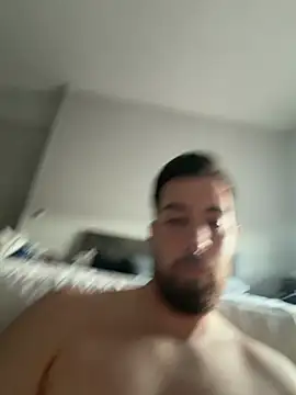 ragazzoitali live sex cam