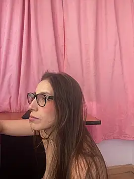 Watch paula_miler1 live on EroticFlix - High definition streams