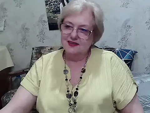 Watch Renata62011 live on EroticFlix - High definition streams