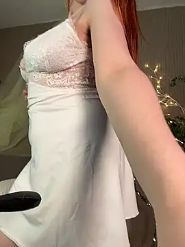 Watch PollyVinice live on EroticFlix - High definition streams