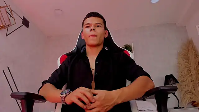 DylanRoyce_ webcam