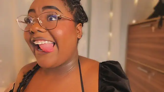 Ayanaa_Ebony_ webcam