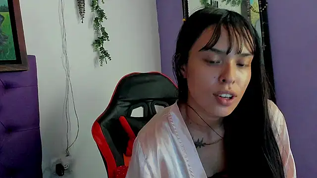 Cloeandtyfanny live cam on StripChat