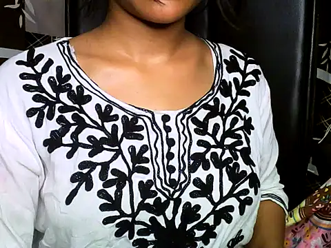 SPICY_JASMINE live cam on StripChat
