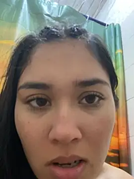 adaira31 live cam on StripChat