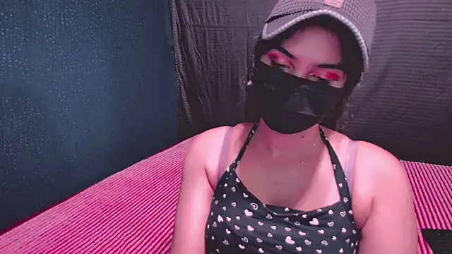Watch stunning_girl live on EroticFlix - High definition streams