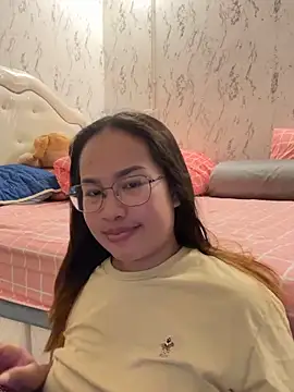 Ponthip webcam