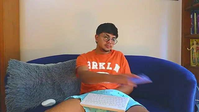 DavidsBoner webcam