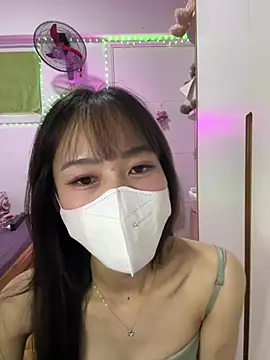 Lov3lily webcam