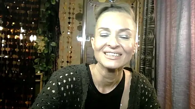 Watch Soniakiss live on EroticFlix - High definition streams