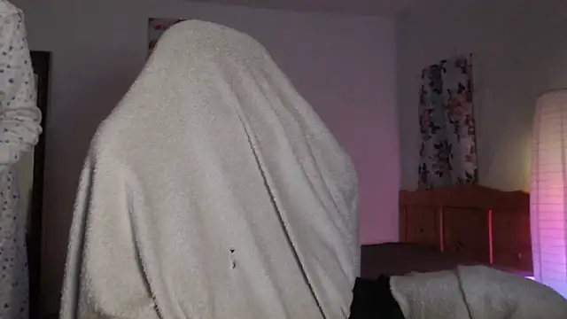 Watch missydiorr10 live on EroticFlix - High definition streams