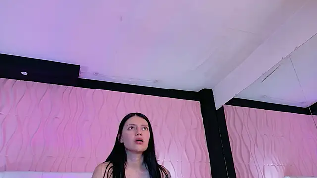 Mia_Cherry__