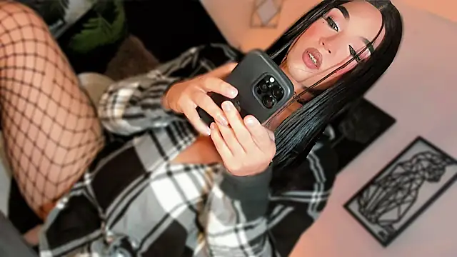 misstreslatin webcam