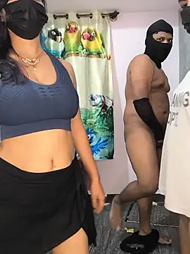 Family02 Live Webcam on Stripchat