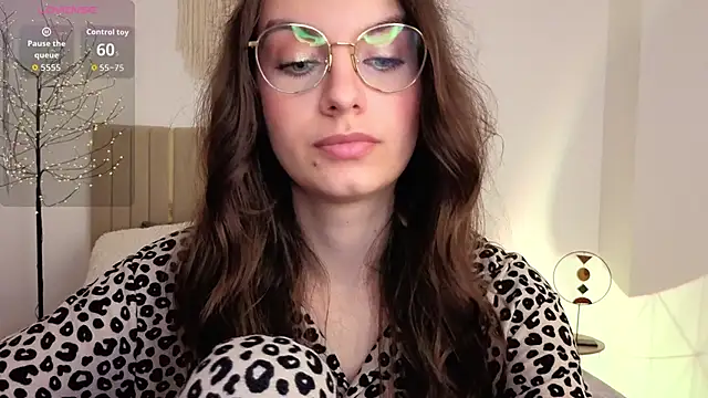 Real_cutie1 webcam