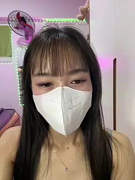 Lov3lily webcam