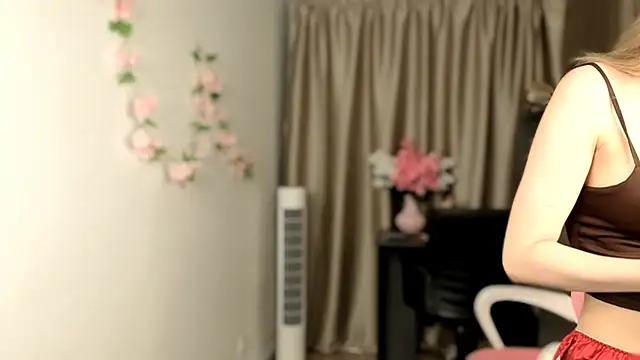 Watch TaiteFairfield live on EroticFlix - High definition streams