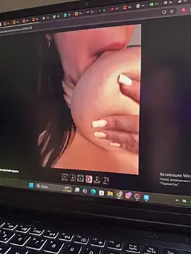 Evelinia webcam