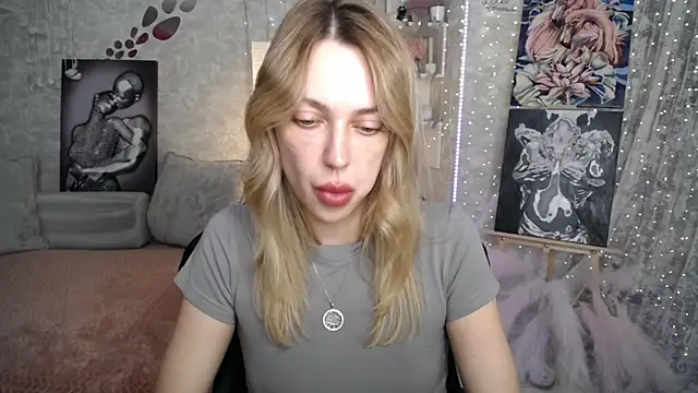 NickyAdamidi webcam