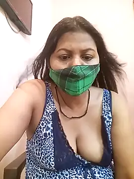 Miss_kirtii webcam